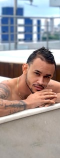 Acompanhante Alan Henrique