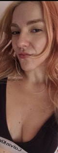 Acompanhante Mariana