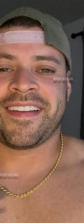 Acompanhante Pedro