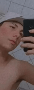 Acompanhante Derick
