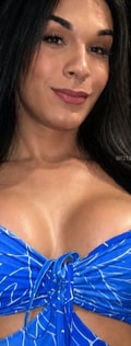 Acompanhante Ana Júlia