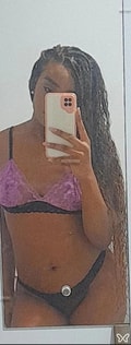 Acompanhante Helena
