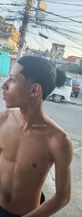 Acompanhante Cacheado