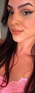 Acompanhante Brenda
