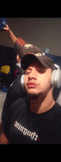 Acompanhante Arthur Almeida