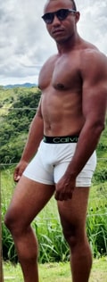 Acompanhante Diego