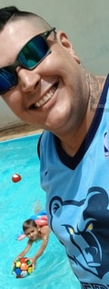 Acompanhante Henrique Donizete