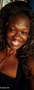 Acompanhante Preta