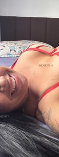 Acompanhante Cris Morena