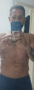 Acompanhante Leão
