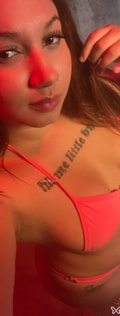 Acompanhante Alanna