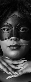 Acompanhante Dominique Noir