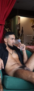 Acompanhante Douglas Machado