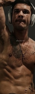 Acompanhante Renato