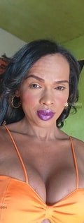 Acompanhante Adriana