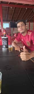 Acompanhante Junior