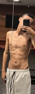 Acompanhante Lucas Bueno