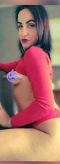Acompanhante Ruby Holy
