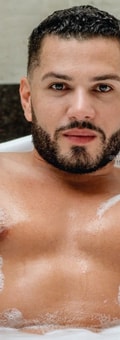 Acompanhante Alef Costa