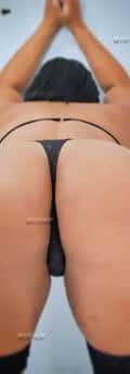 Acompanhante Isis