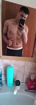 Acompanhante Douglas