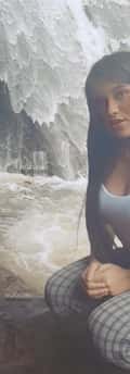 Acompanhante Isis Garcia