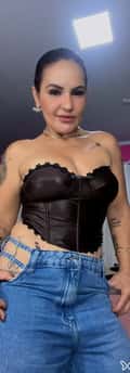 Acompanhante Roberta