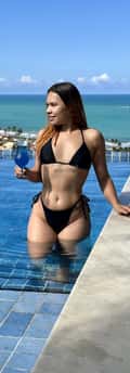 Acompanhante Renata