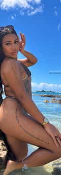 Acompanhante Júlia