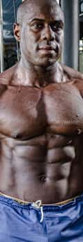 Acompanhante Black Muscle