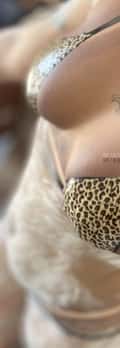 Acompanhante Emilly Costa
