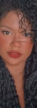 Acompanhante Black