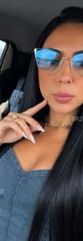 Acompanhante Lara Moura
