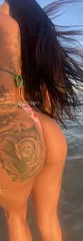 Acompanhante Ester Lopes