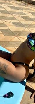 Acompanhante Sarah Neves