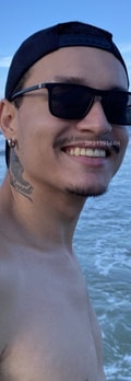 Acompanhante Joao Augusto