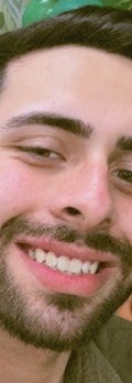 Acompanhante Alexandre