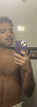 Acompanhante Miguel