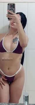 Acompanhante Morena