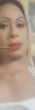 Acompanhante Pyetra Voltz