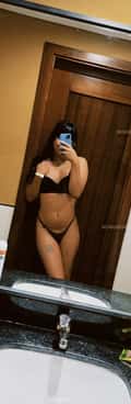 Acompanhante Roberta Sans