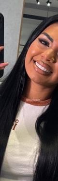 Acompanhante Caroline