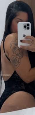 Acompanhante Mariana