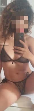 Acompanhante Cecília Lima