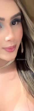 Acompanhante Yasmine Mello