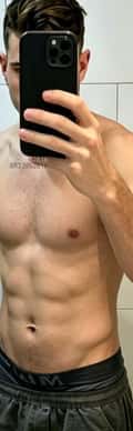 Acompanhante Thiago