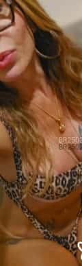 Acompanhante Kris Alves