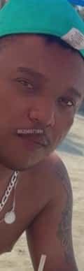 Acompanhante Vitor