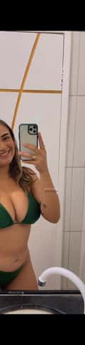 Acompanhante Laura