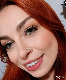 Acompanhante Paula